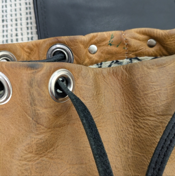 Strey Designs Handmade Leather Backpack - Picture 12 of 14